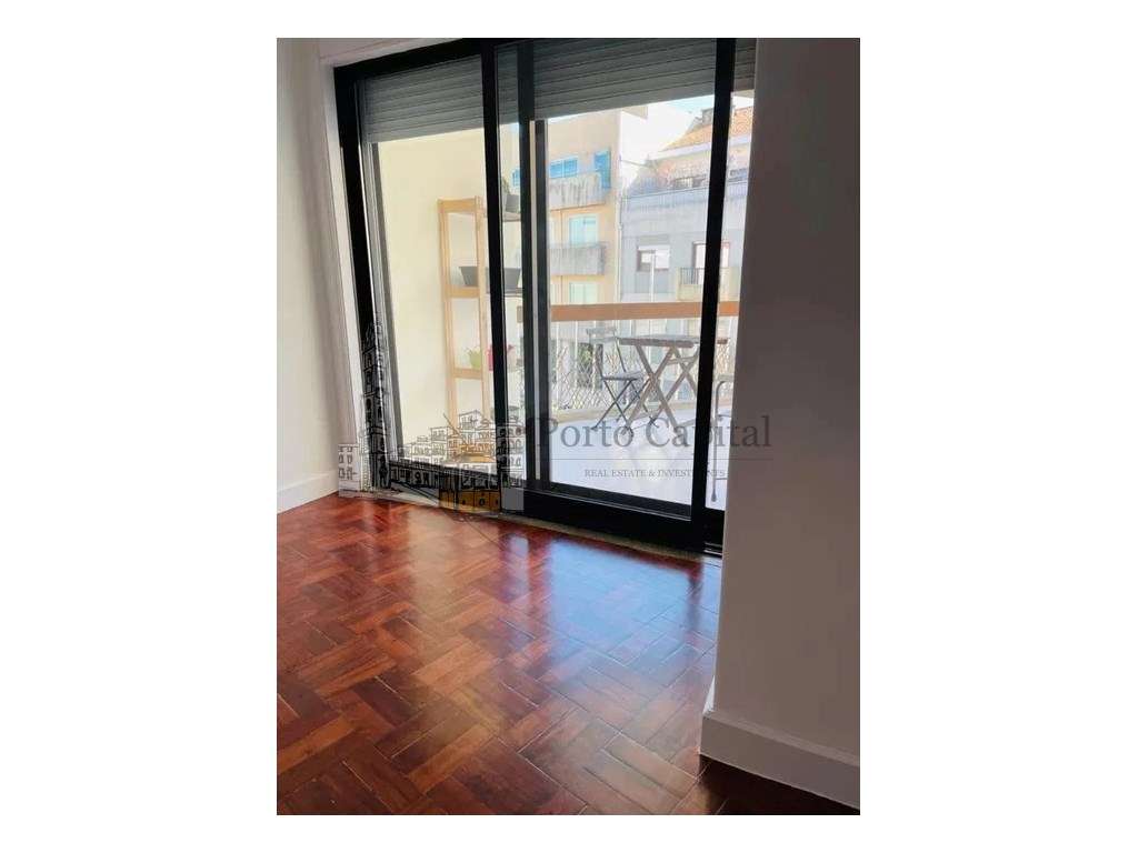 Excelente apartamento para arrendamento em Serralves em Massarelos. - Grande imagem: 3/9