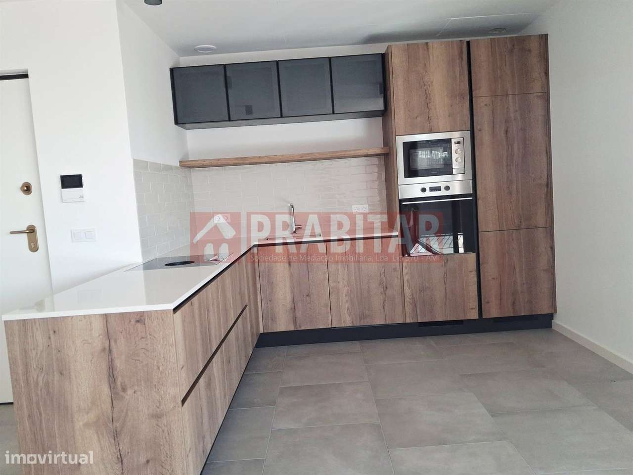 APARTAMENTO T2 . NOVO-31