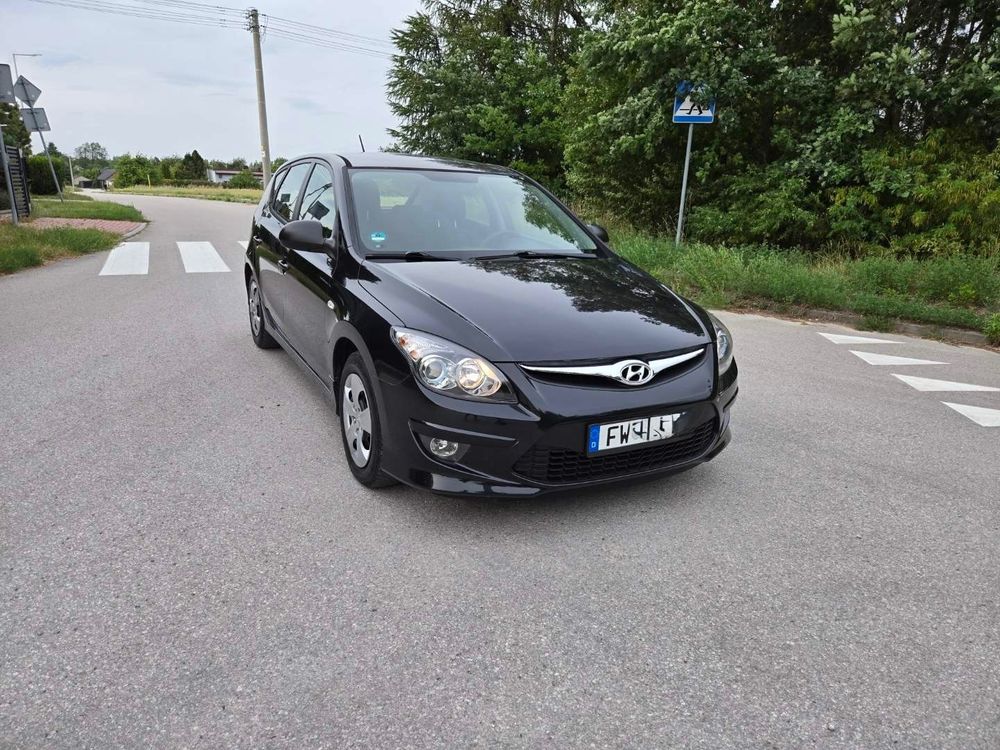 Hyundai i30 I (2007-2012) 1.6 CRDi Blue Classic 2010