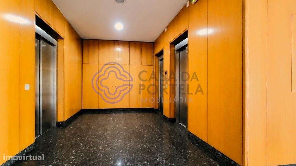 Apartamento T3 junto à praia, em Póvoa de Varzim, para venda.-23