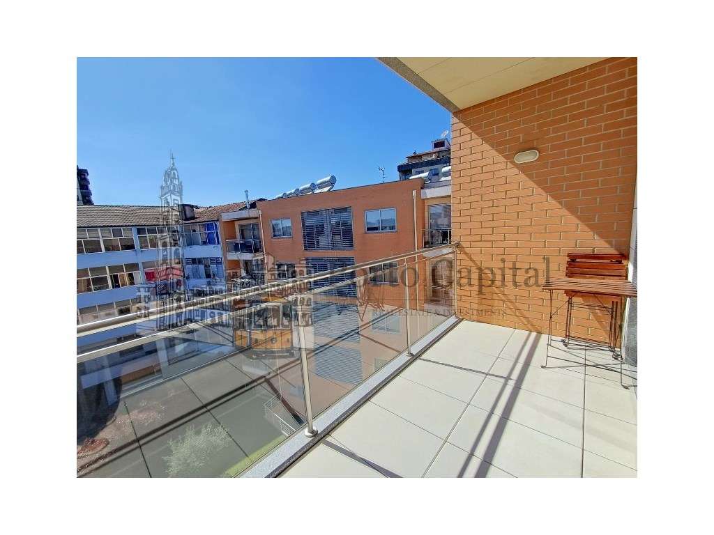 FANTASTICO APARTAMENTO T3 (2 SUITES), COM DUAS FRENTES, VARANDAS , ... - Grande imagem: 5/44