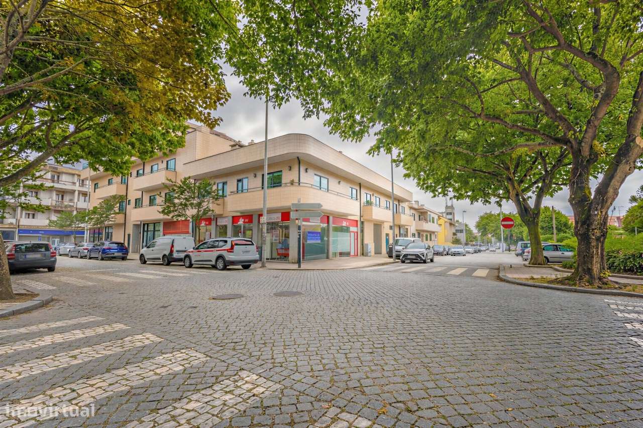 Apartamento T2 Renovado | Centro da Senhora da Hora | Terraço,...-28