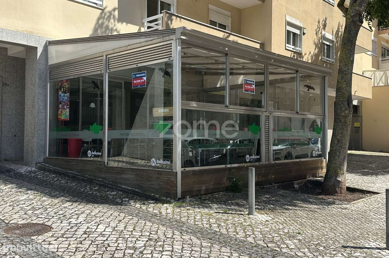 Trespasse de restaurante, em Carnaxide-26