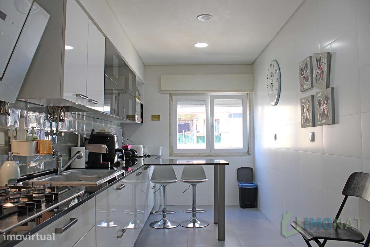 2 Apartamentos ,  T 2 + T 1-9