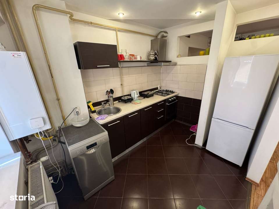 Apartament 3 camere, open-space, 80mp, Calea Bucuresti, zona Piata Cen - Imagine principală: 4/10