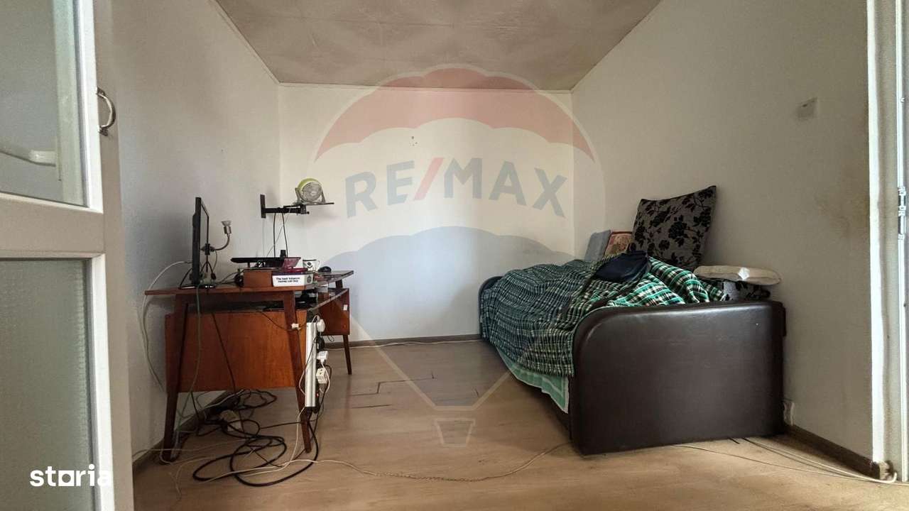 Apartament cu 3 camere de vânzare Mangalia gara - Imagine principală: 1/8