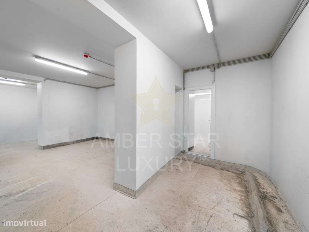 Loja de 69,60 m2 em localização privilegiada no Pálacio Bijou - Grande imagem: 3/13