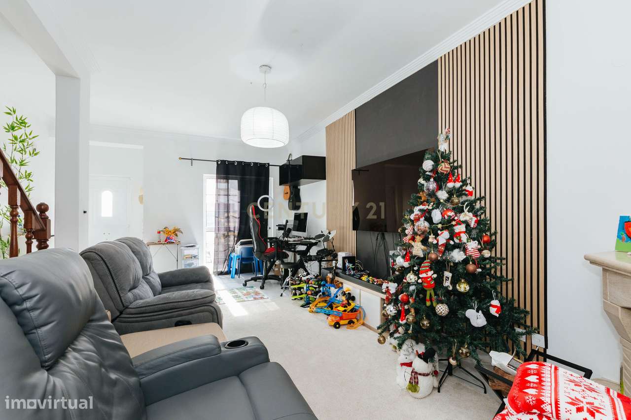 Moradia T3 na Quinta do Conde - Grande imagem: 5/23