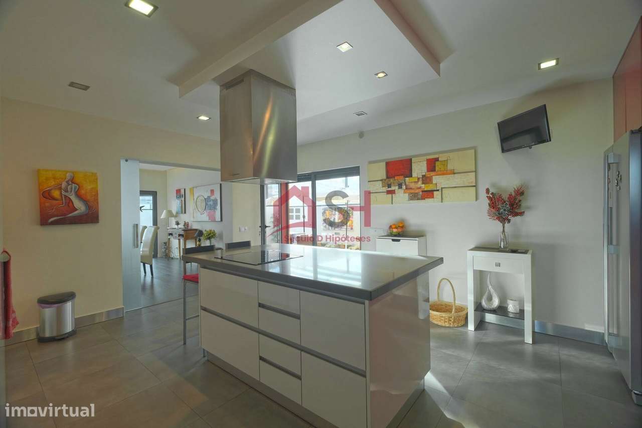 *Deslumbrante Moradia T4, Independente – SILVEIRA  *-21