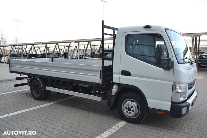 Mitsubishi Fuso Canter - 4