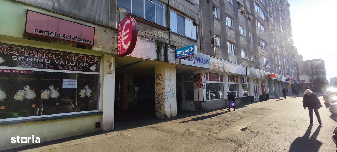 Sp. com. Dambu, 30 mp, vad pietonal, vitrina la bulevard - Imagine principală: 3/8