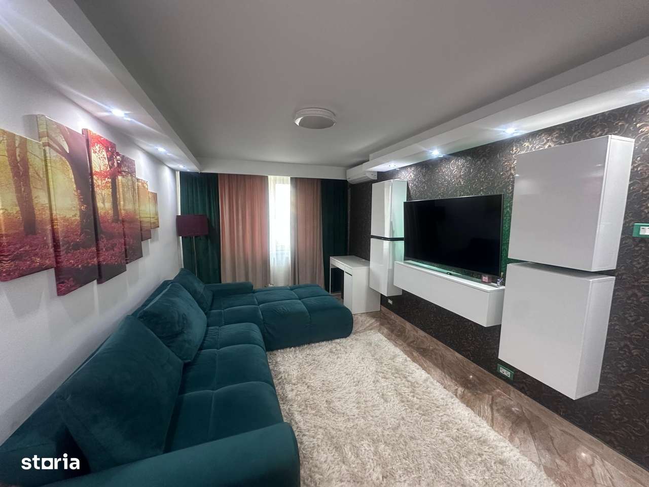Apartament 3 camere de vanzare Dristor