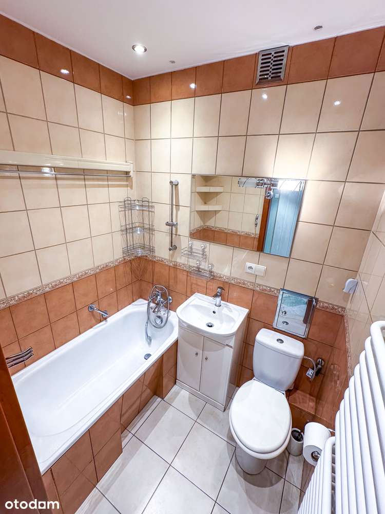 Mieszkanie z duszą i loggią – przestrzeń do życia w sercu Zabrza-10