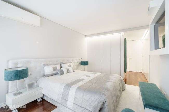 Exclusiva Moradia Individual Moderna e Luxuosa-23