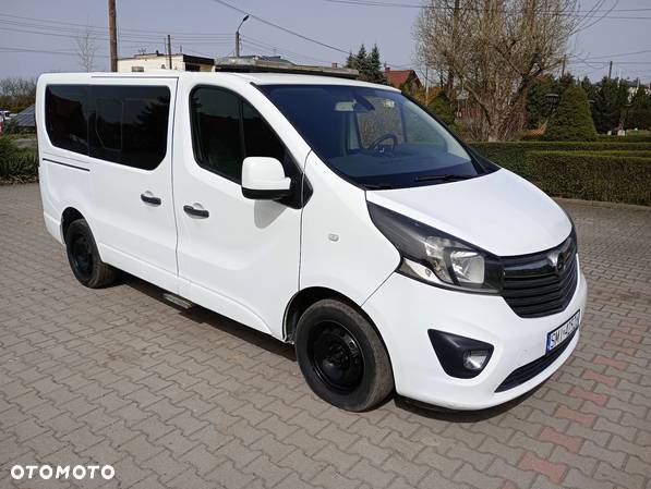 Opel Vivaro - 1