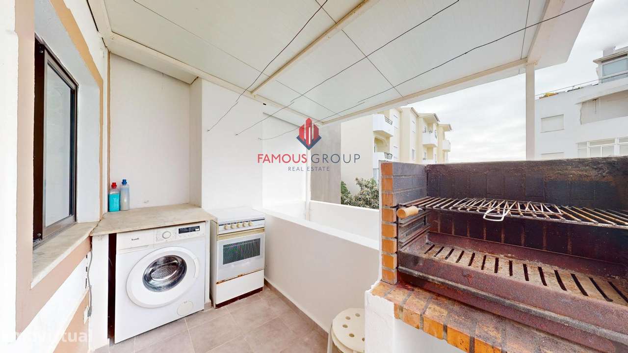 Apartamento T2 Duplex - Lagoa na Rua General Humberto Delgado-7