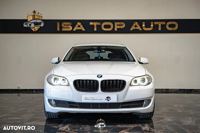 BMW Seria 5 525d xDrive Touring - 31