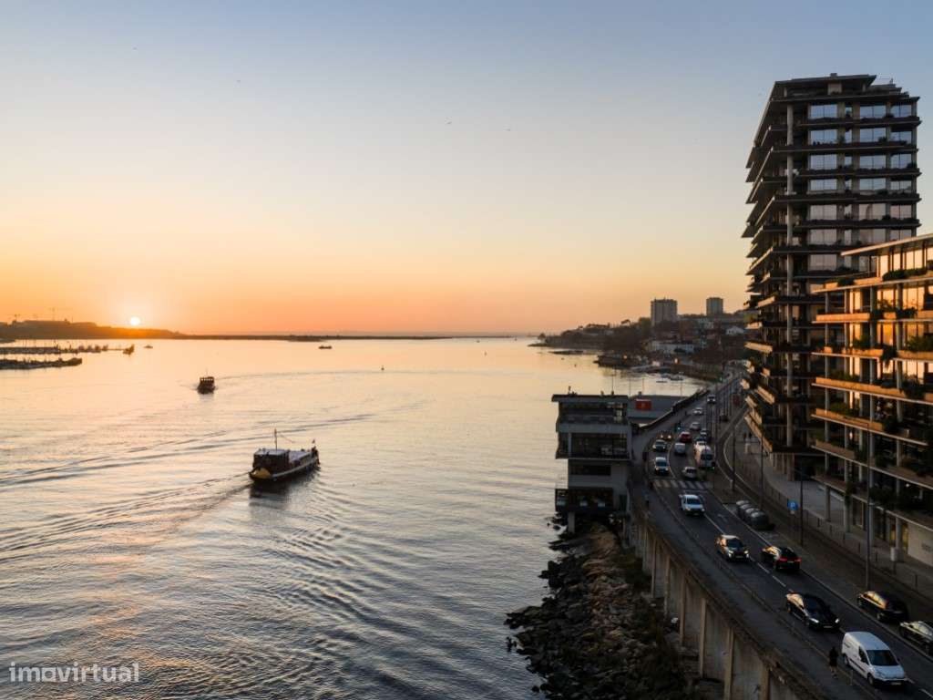 Sumptuoso T3 novo em frente ao Rio Douro-7