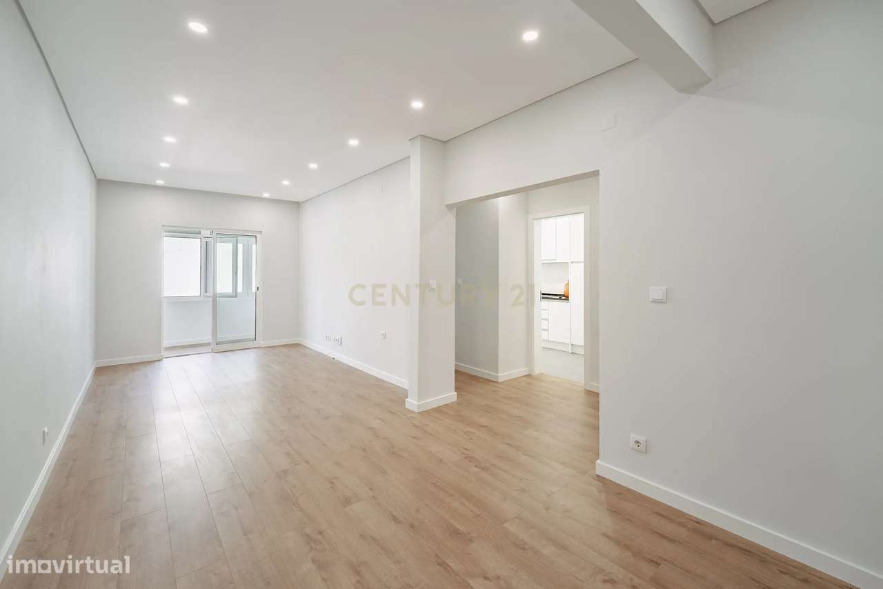 Apartamento T2 Cova da Piedade – Excelente Localização-9