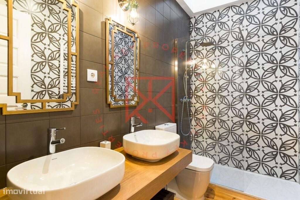 Moradia T4 situada na Boavista-9