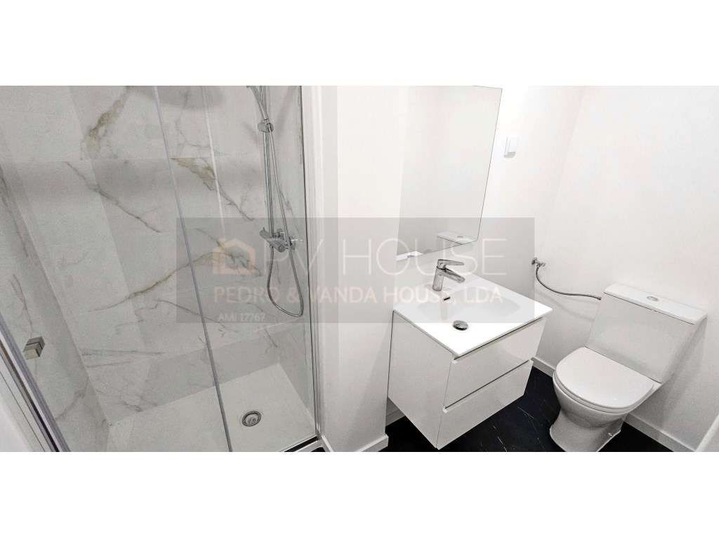 Apartamento T2+1 em Odivelas | Totalmente Remodelado-11