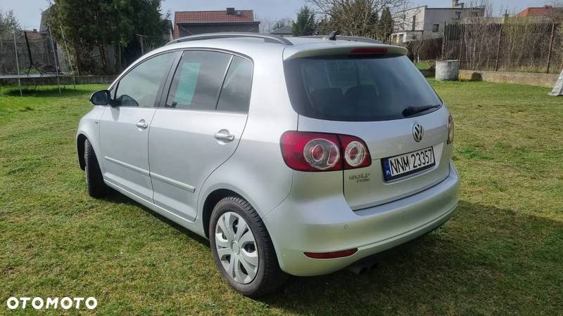 Volkswagen Golf Plus 2.0 TDI Highline - 8