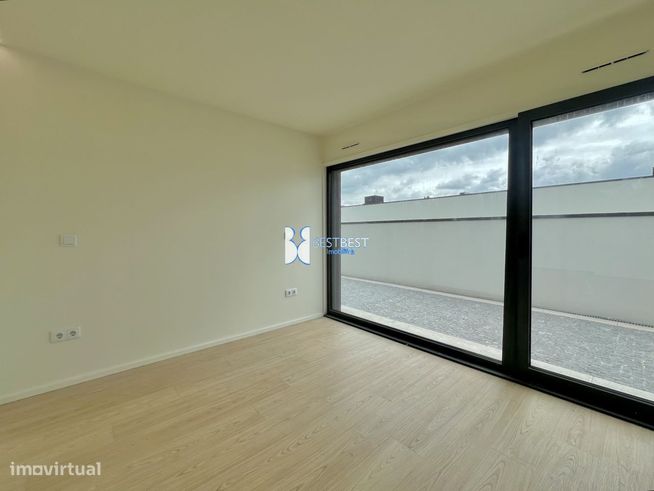 MORADIA INDIVIDUAL DE LUXO T3, DUAS SUITES, NOVA, CONCLUIDA,NA TROFA-20