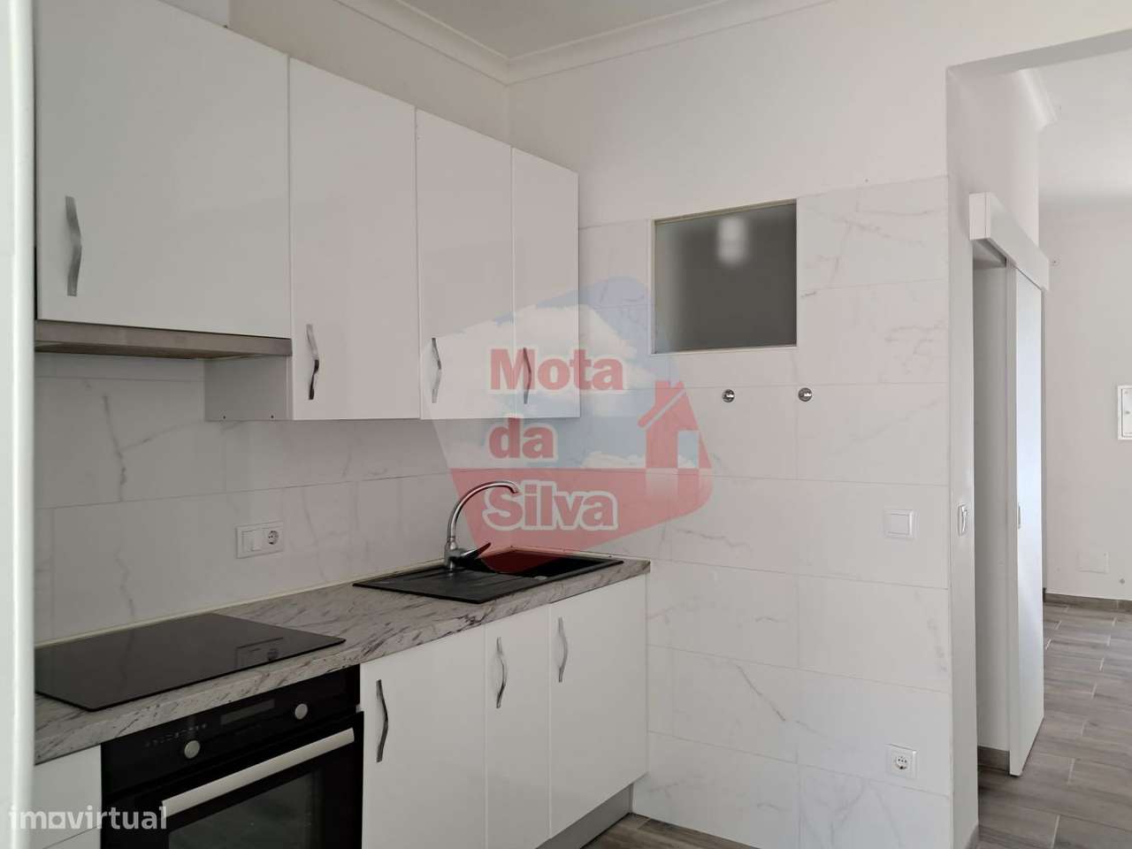 Excelente Apartamento T1, com logradouro - Grande imagem: 2/14