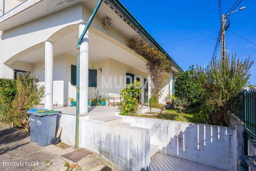 Moradia T4 à venda em Mataduços, Esgueira, Aveiro – Espaço, Conforto e-10