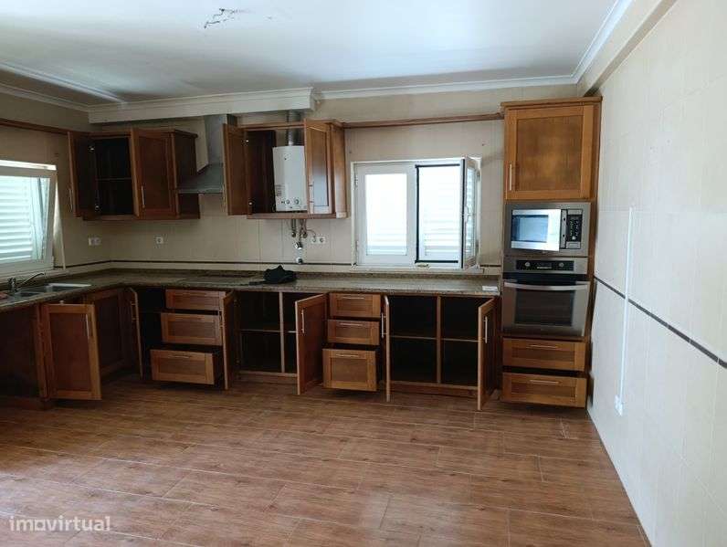 Aluga-se Casa em Azeitão - Grande imagem: 5/10