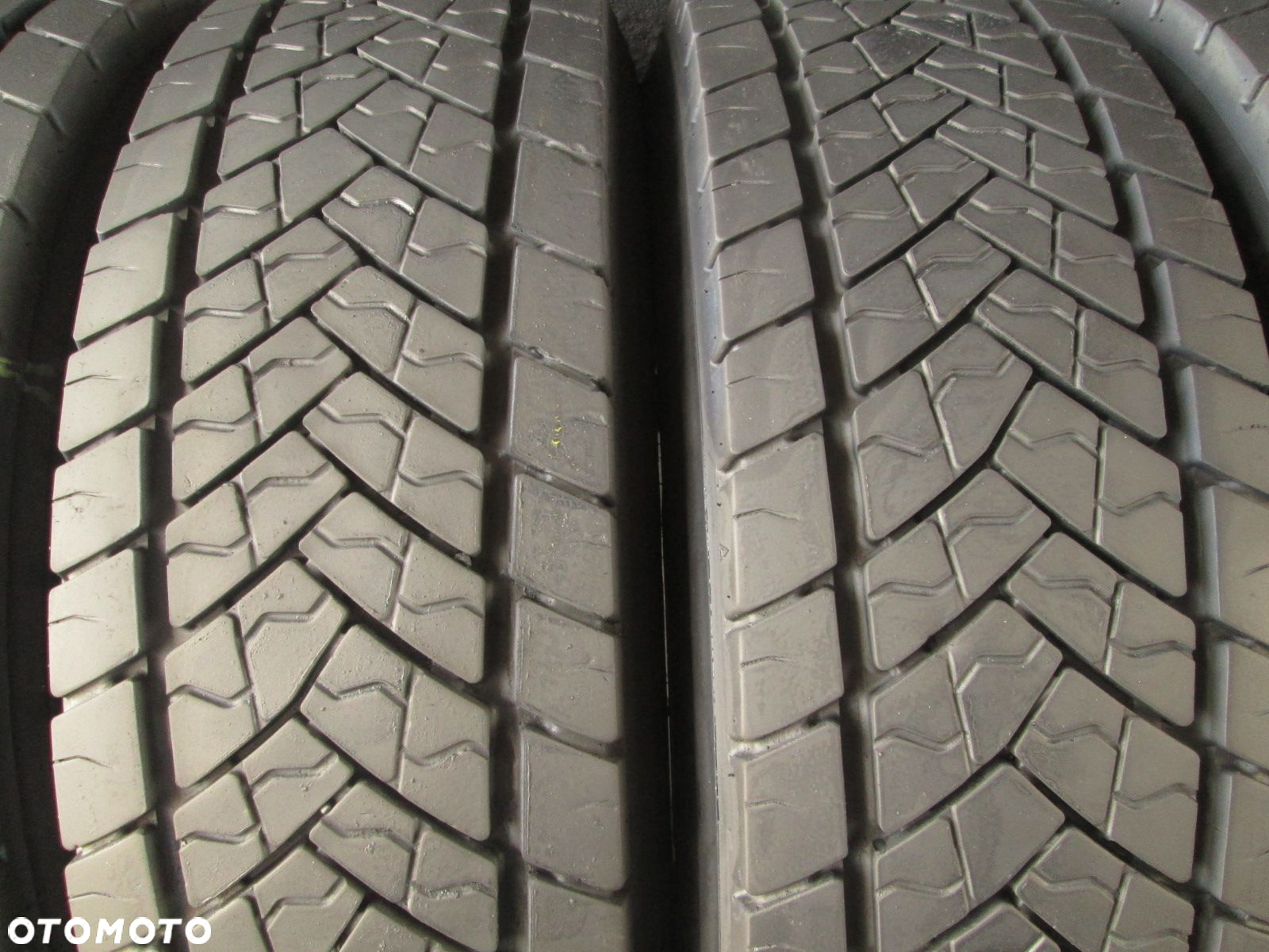 215/75R17,5 Goodyear KMAX D - 7