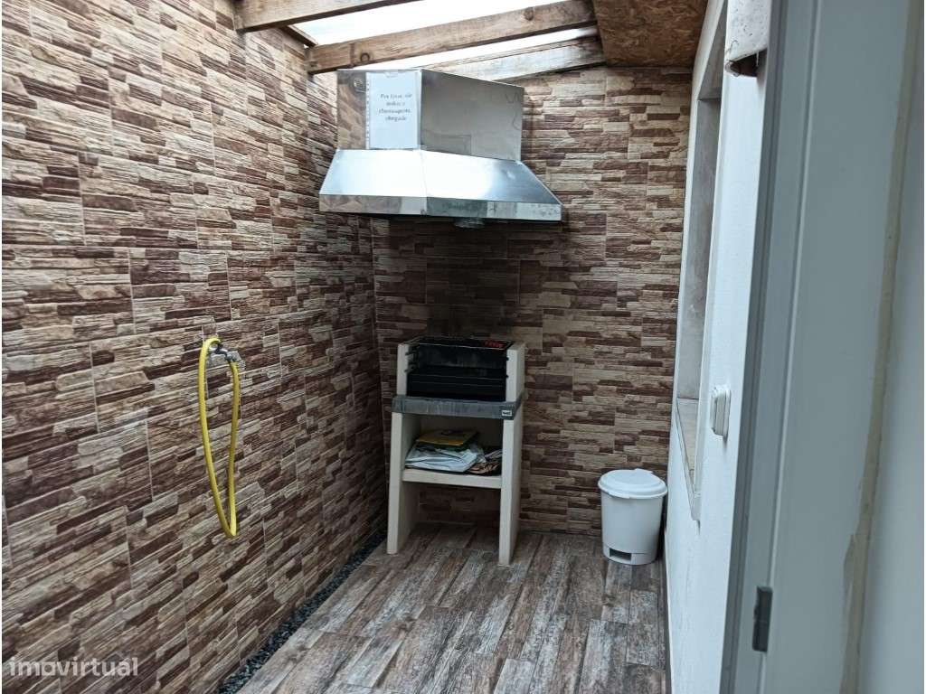 Apartamento T2 - Corredoura-5