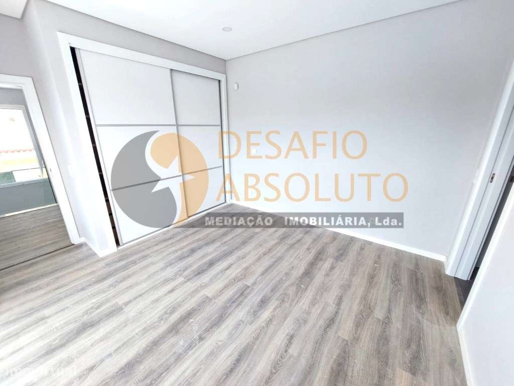 Moradia Isolada T4 C/ Piscina e Garagem - Brejos de Azeitão-24
