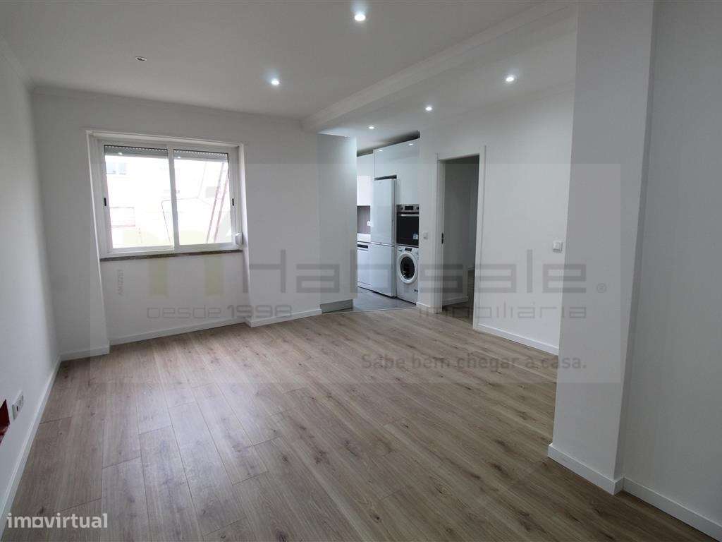 T3 totalmente remodelado com varanda - Grande imagem: 5/12