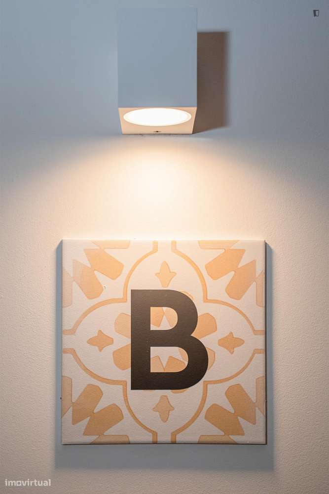 Apartamento com 1 quartos - localizado em Sé Porto - Grande imagem: 3/10