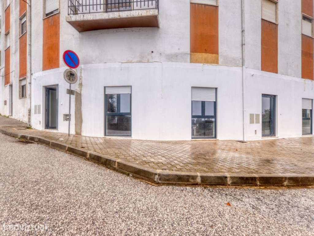 Apartamento T2 Remodelado - Rés do Chão | Mação-15