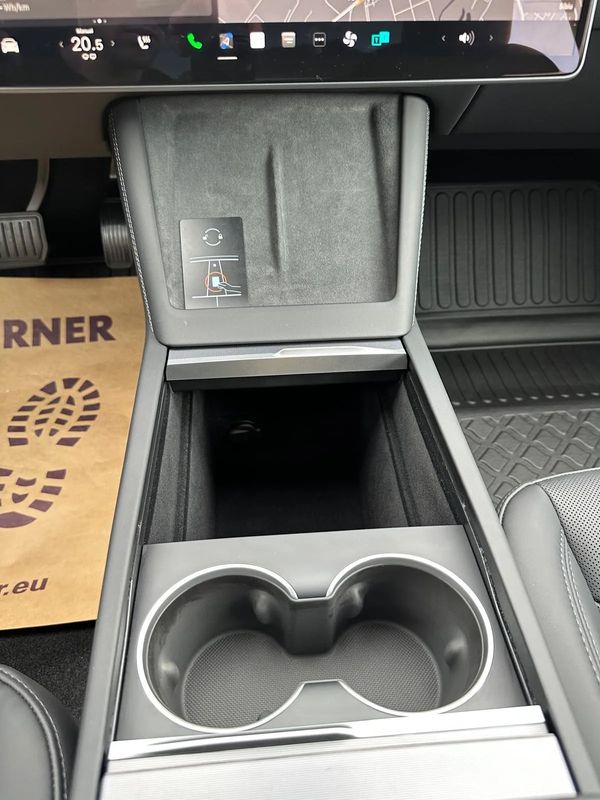 Tesla Model 3 Langstreckenbatterie Allradantrieb Dual Motor - 35