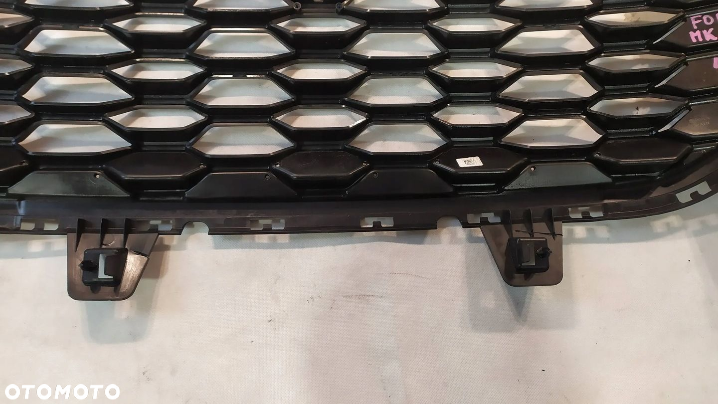 GRILL ATRAPA CHŁODNICY FORD KUGA MK3 ST - 14