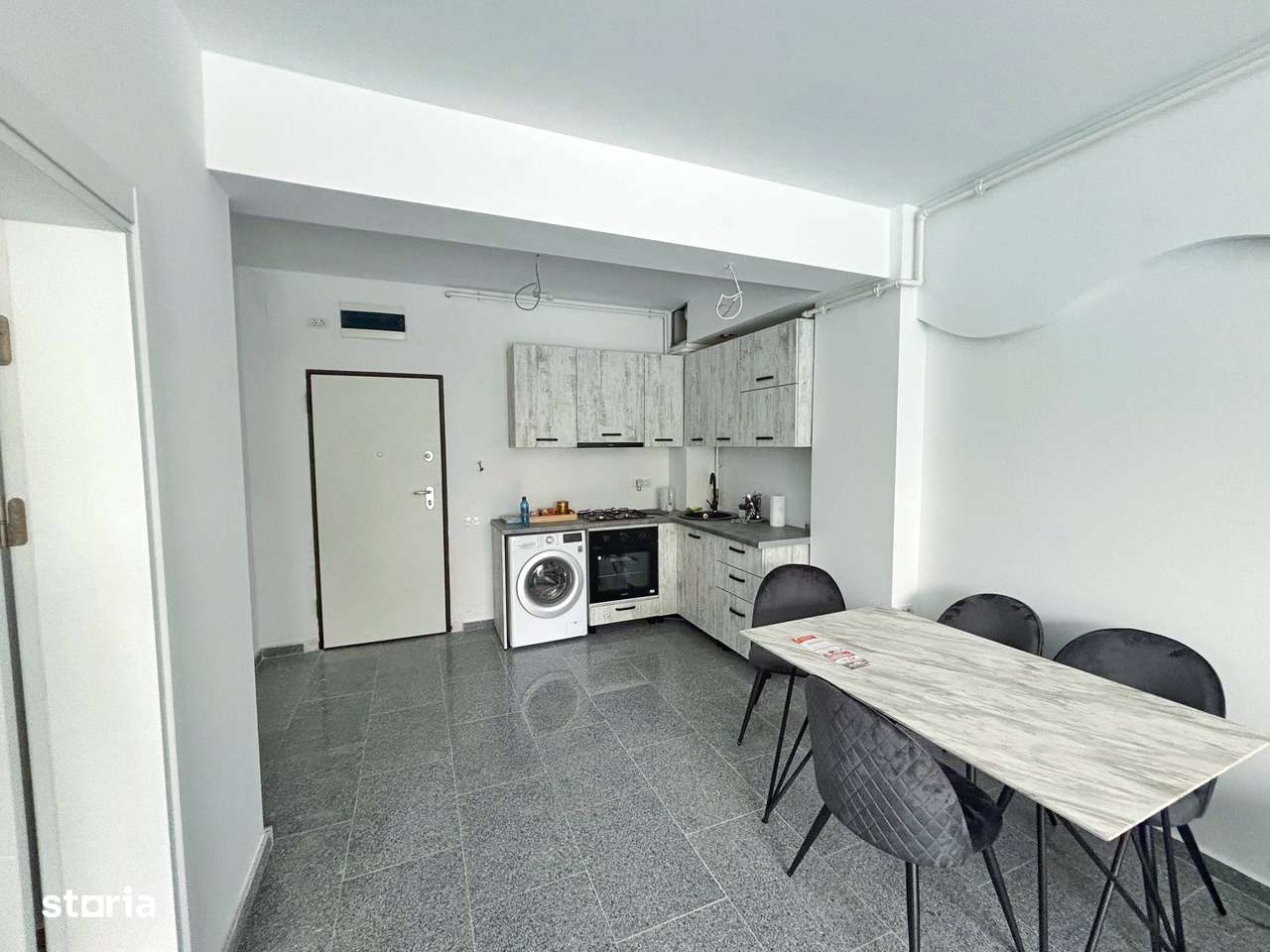 Vindem apartament in Mamaia Nord - Imagine principală: 3/8