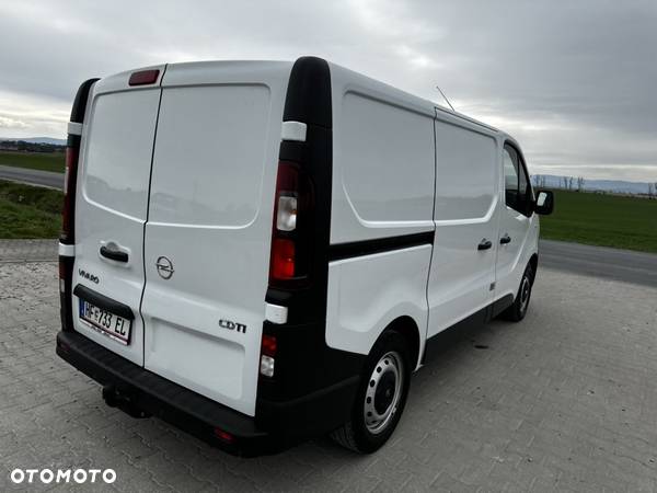 Opel Vivaro - 11