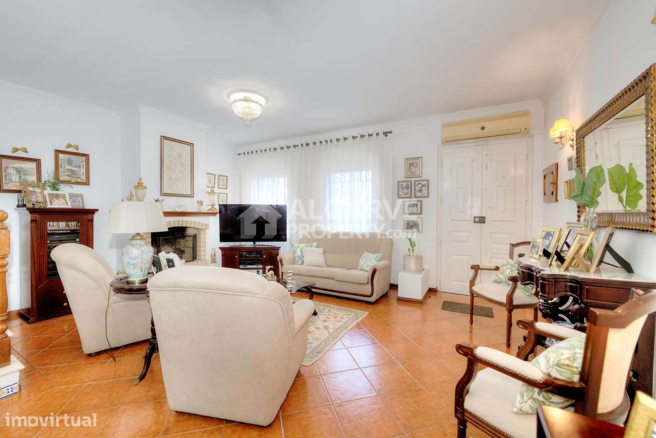 Moradia T3 com terraço e pátio – Centro de Olhão | Próxima da Ria Form - Grande imagem: 2/31