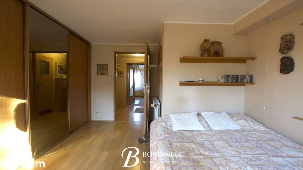 Dom z ogrodem na osiedlu Zagorzynek-10