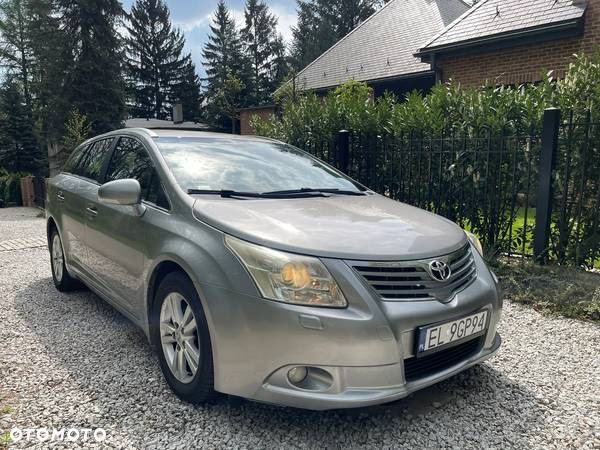 Toyota Avensis 2.0 D-4D 2010 - 4