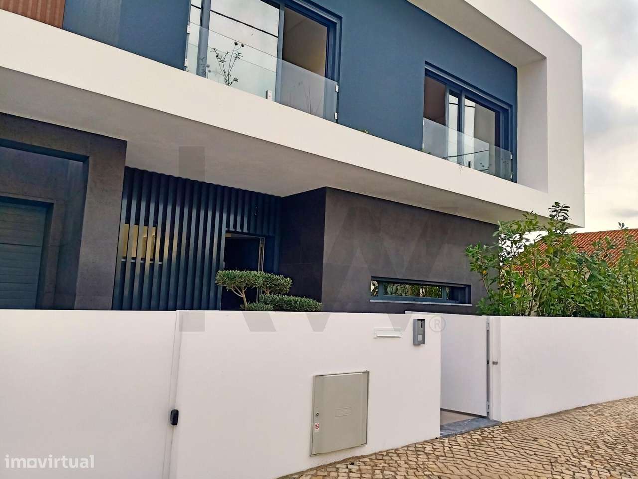 Moradia para Venda  Loures Fanqueiro 4 suites  piscina condomínio priv - Grande imagem: 4/60