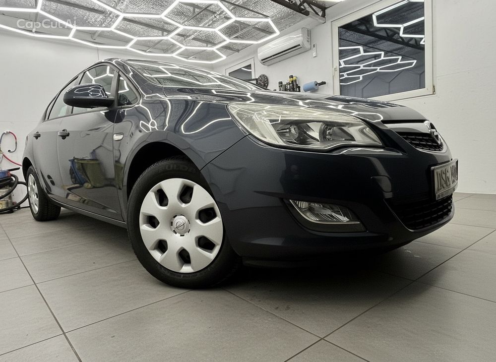 Opel Astra J (2009-2019) 2010