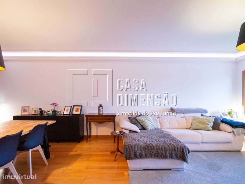 Apartamento de tipologia T2 na Serra de Carnaxide, como NOVO!!-21