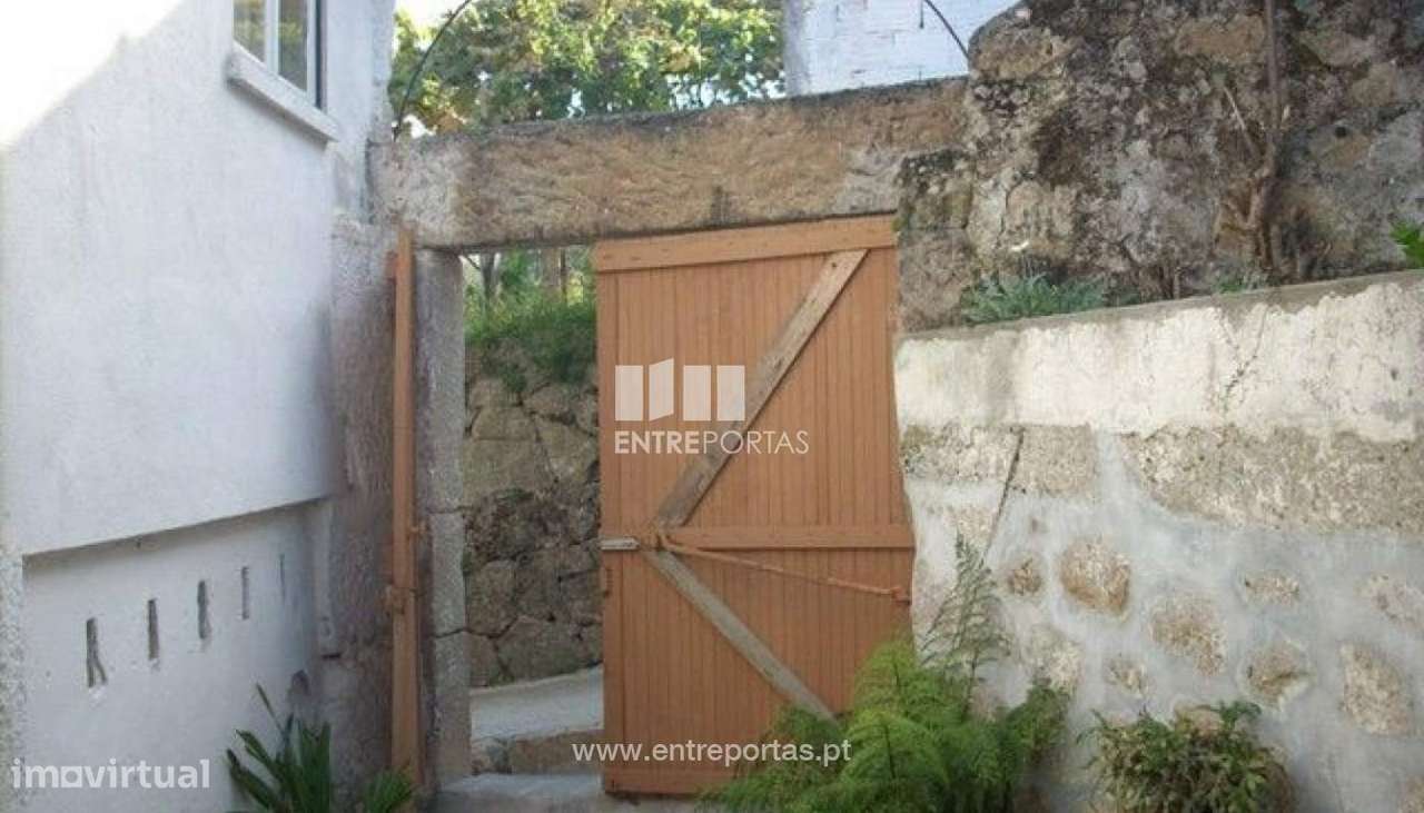 Venda Moradia V4, Santiago de Piães, Cinfães - Grande imagem: 4/50