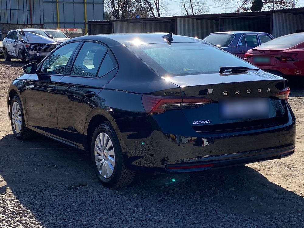 Skoda Octavia IV 1.5 TSI Essence 2025