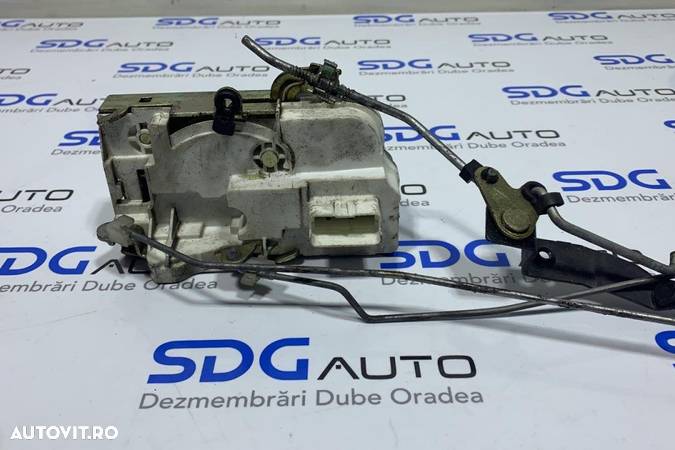 Incuietoare usa dreapta fata Peugeot Partner 1.6 HDI 2003 - 2009 Euro 4 - 2