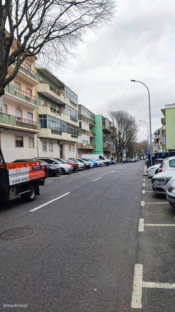 T4 Totalmente Remodelado na Amadora-20